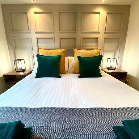 Monart Stylish City Centre Apartment, 2 Bed, Sleeps 6 パース エクステリア 写真