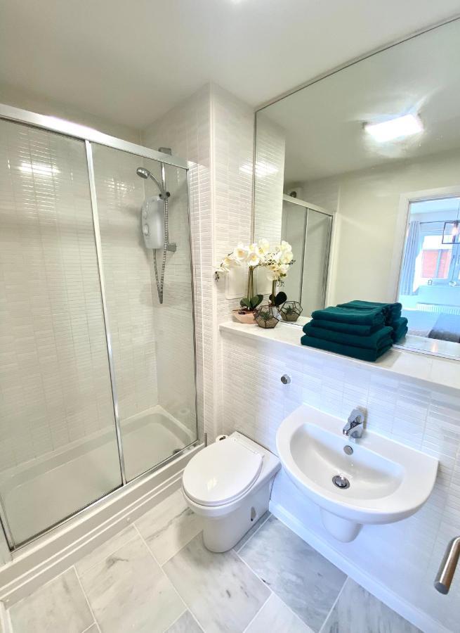 Monart Stylish City Centre Apartment, 2 Bed, Sleeps 6 パース エクステリア 写真