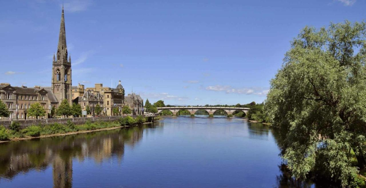 Monart Stylish City Centre Apartment, 2 Bed, Sleeps 6 パース エクステリア 写真